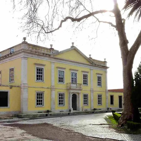 Vakantiehuis Charming House In With Shared Pool *