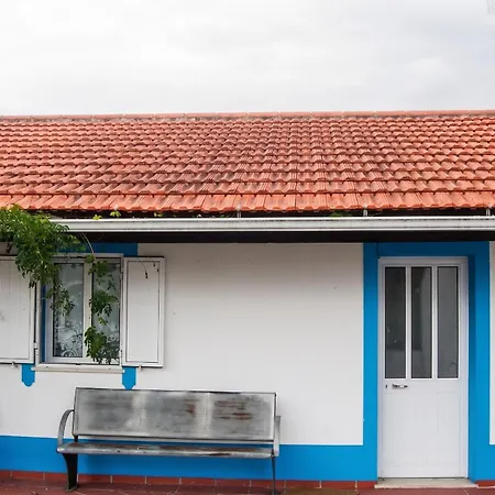 Vakantiehuis Charming House In With Shared Pool Pataias