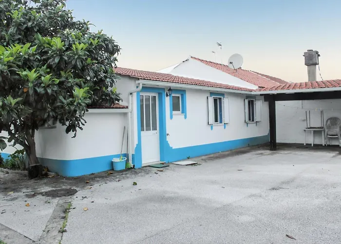 بيت للعطل Charming House In With Shared Pool *